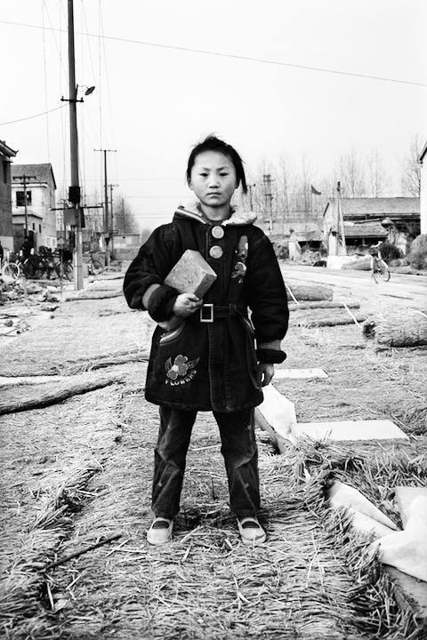 Hanhu Village Schoolgirl 1- New Culture Movement, 2006 © Han Bing